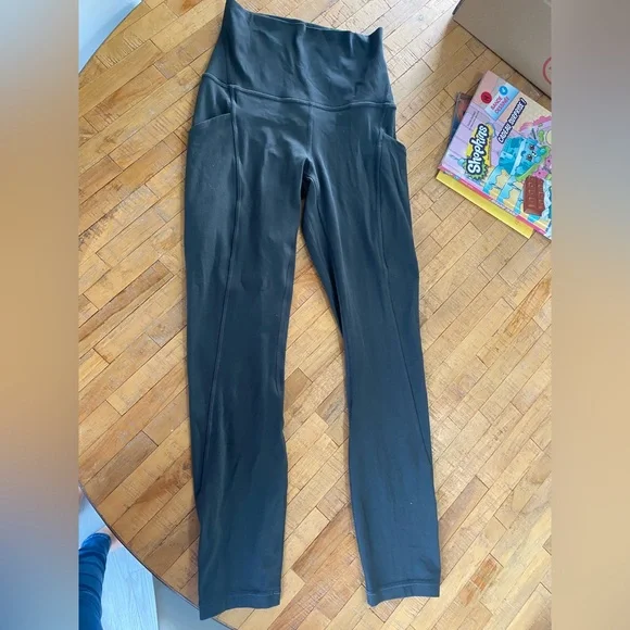 Lululemon Align High-Rise Crop with Pockets 23" 2 Graphite Grey - Picture 4 of 7